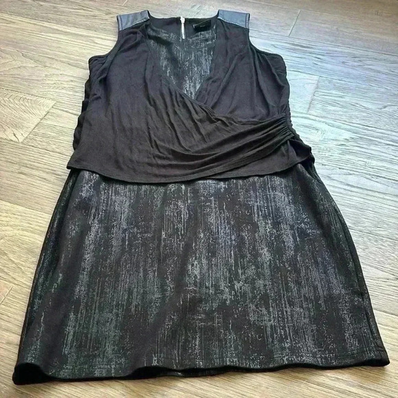🔥Schwiing🔥 | Black and silver  metallic dress - Picture 2 of 10